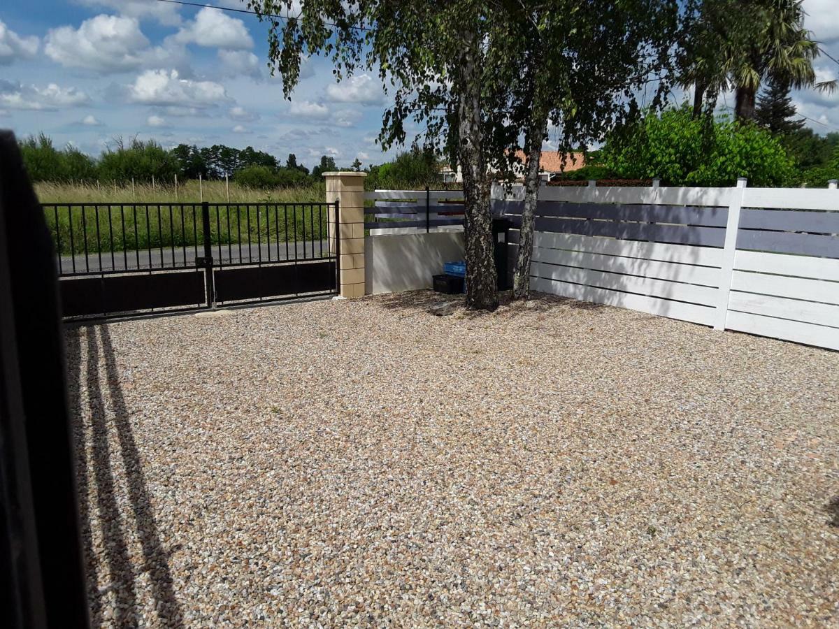 Villa La Rivière Pujols  Esterno foto
