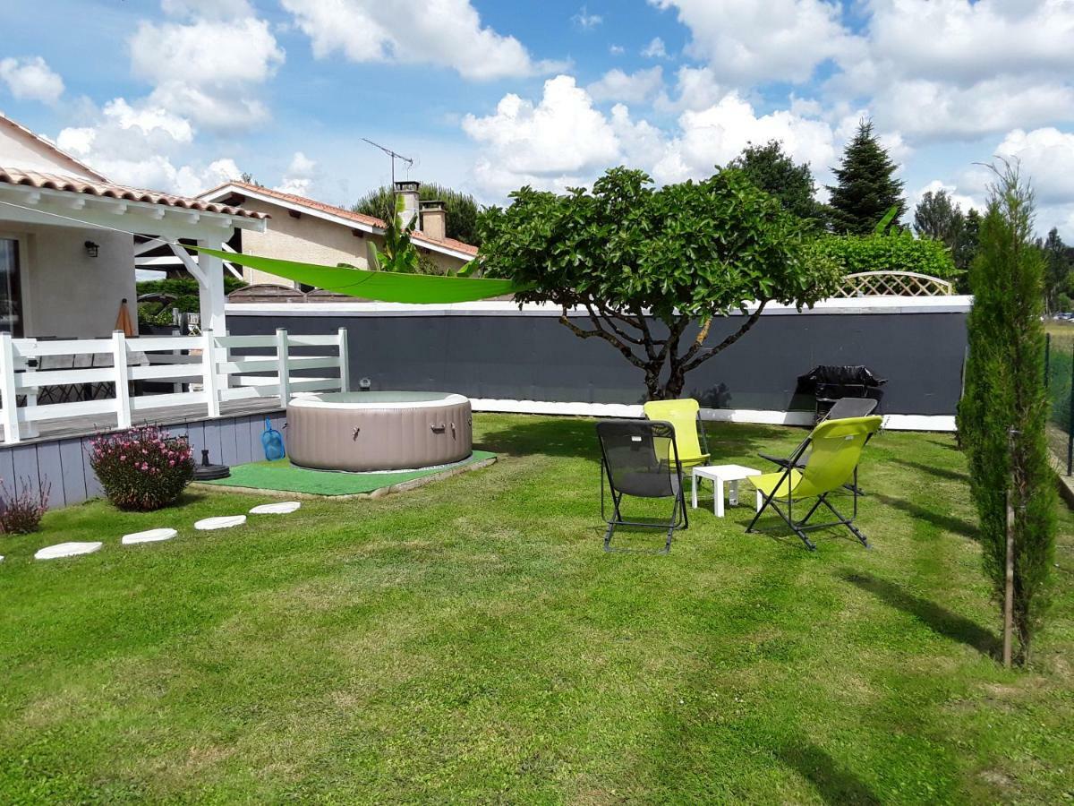 Villa La Rivière Pujols  Esterno foto